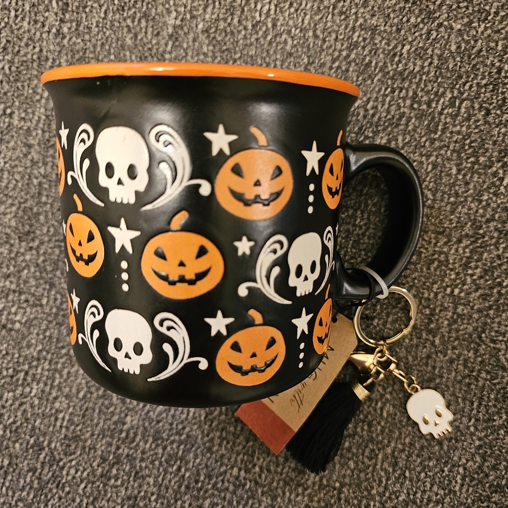 Skull and Pumpkin Coffee Mug & Keychain